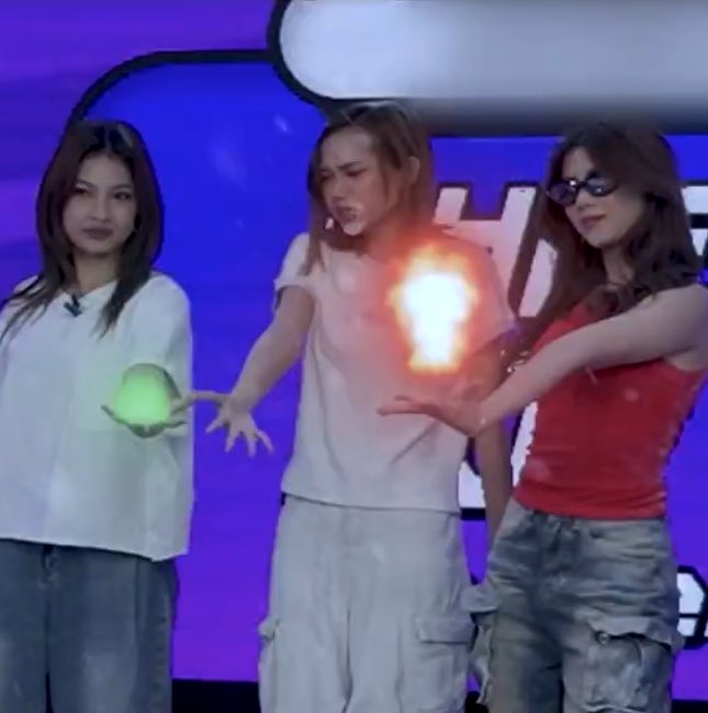 ftmikha's tweet image. sasabak ata talaga ‘tong tatlong ‘to sa gyera 😭