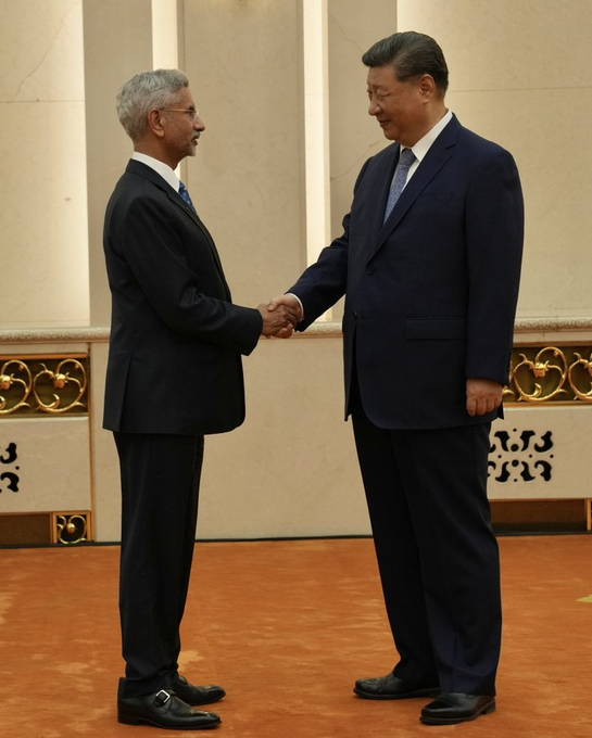 EAM <a href="/DrSJaishankar/">Dr. S. Jaishankar</a>  tweets, "Called on President Xi Jinping this morning in Beijing along with my fellow SCO Foreign Ministers. Conveyed the greetings of President Droupadi Murmu &amp; Prime Minister Narendra Modi. Apprised President Xi of the recent development of our bilateral