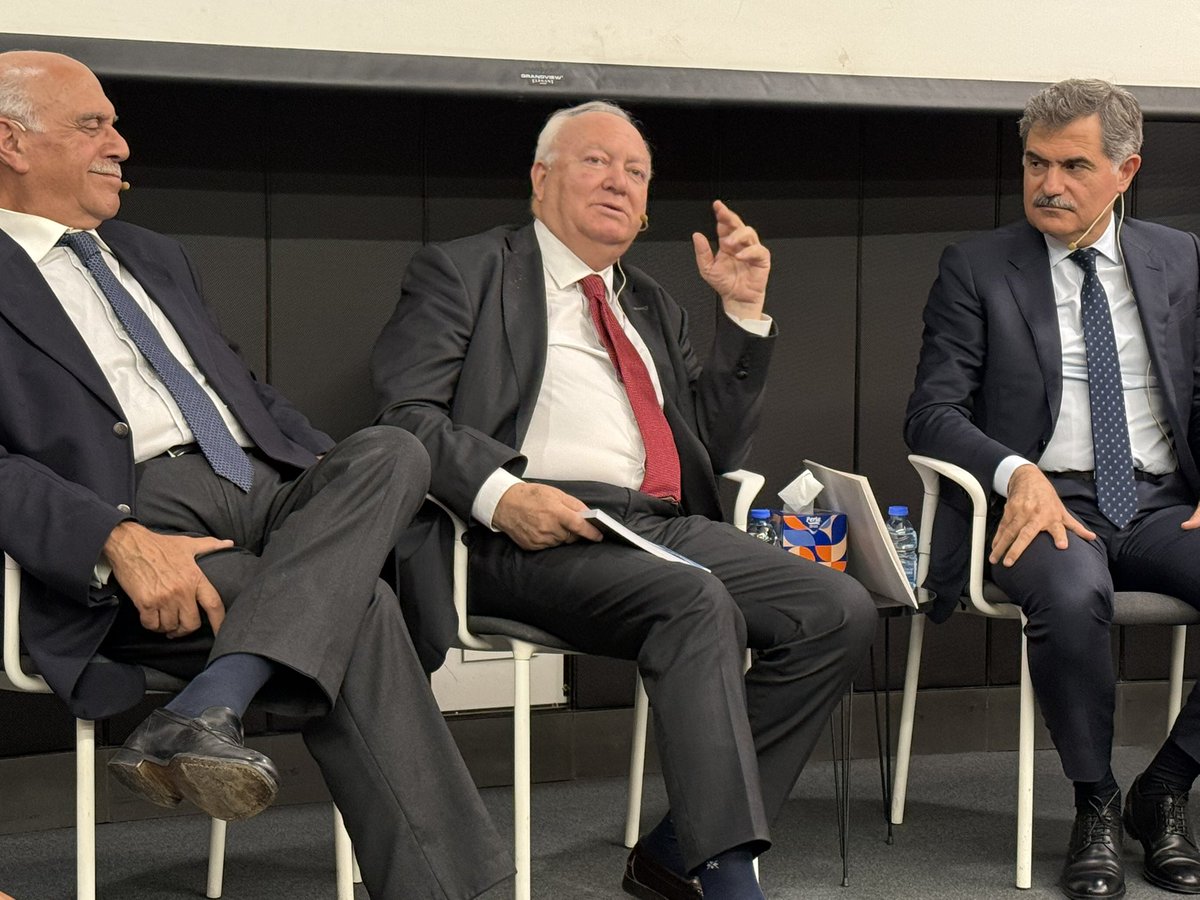 nsaad777's tweet image. In Beirut, the High Representative @UNAOC, USG Miguel Moratinos participated in a thought-provoking routable discussion sharing the stage w Mr. Fares Boueiz , frmr Minister of Foreign Affairs, Mr. Alain Tabourian, frmr Minister of Energy, Dr. Elias Warrak, Pres of Balamand Univ/2