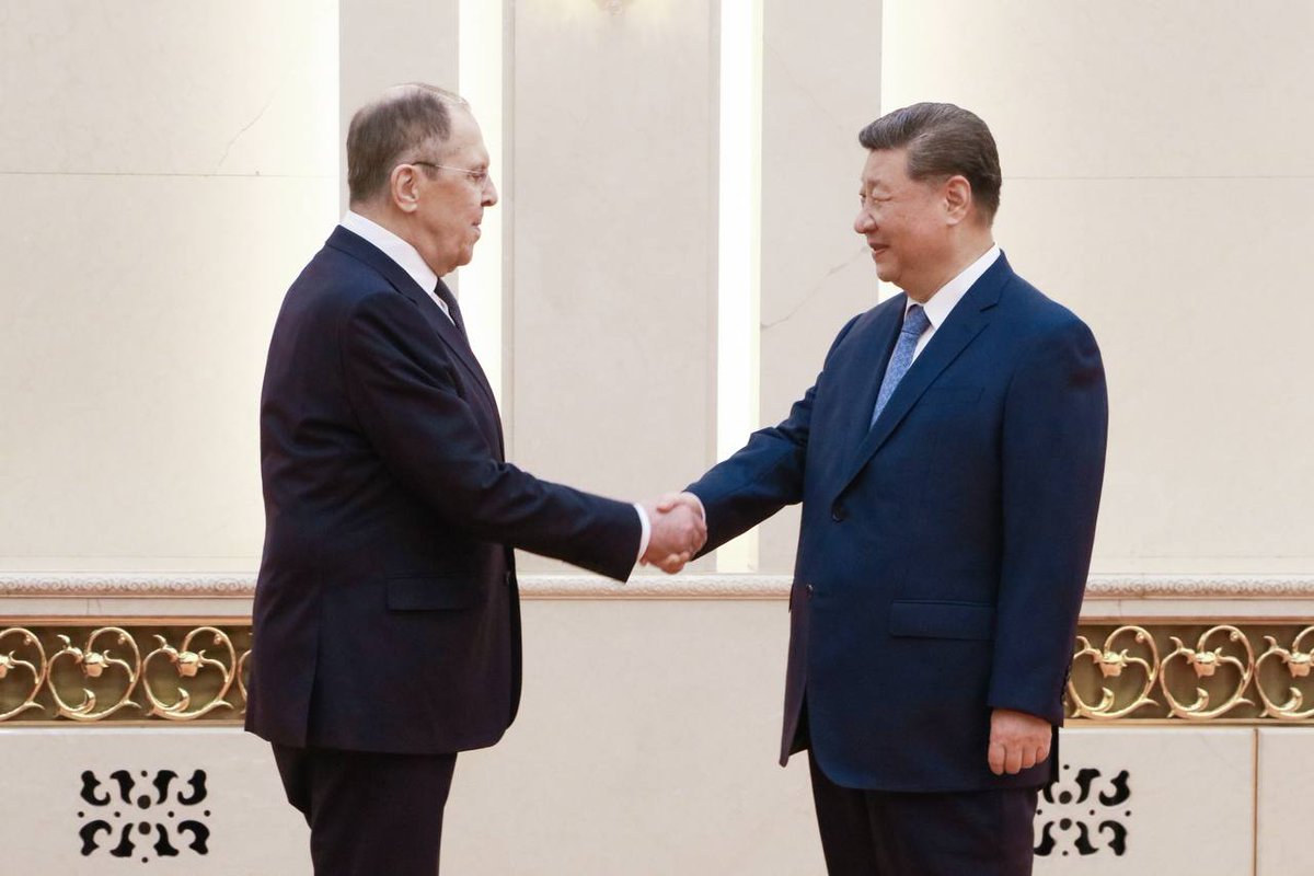 🇷🇺🇨🇳 Russia's Foreign Minister Sergey Lavrov was received by President of the People’s Republic of China Xi Jinping

📍 Beijing, July 15

#RussiaChina