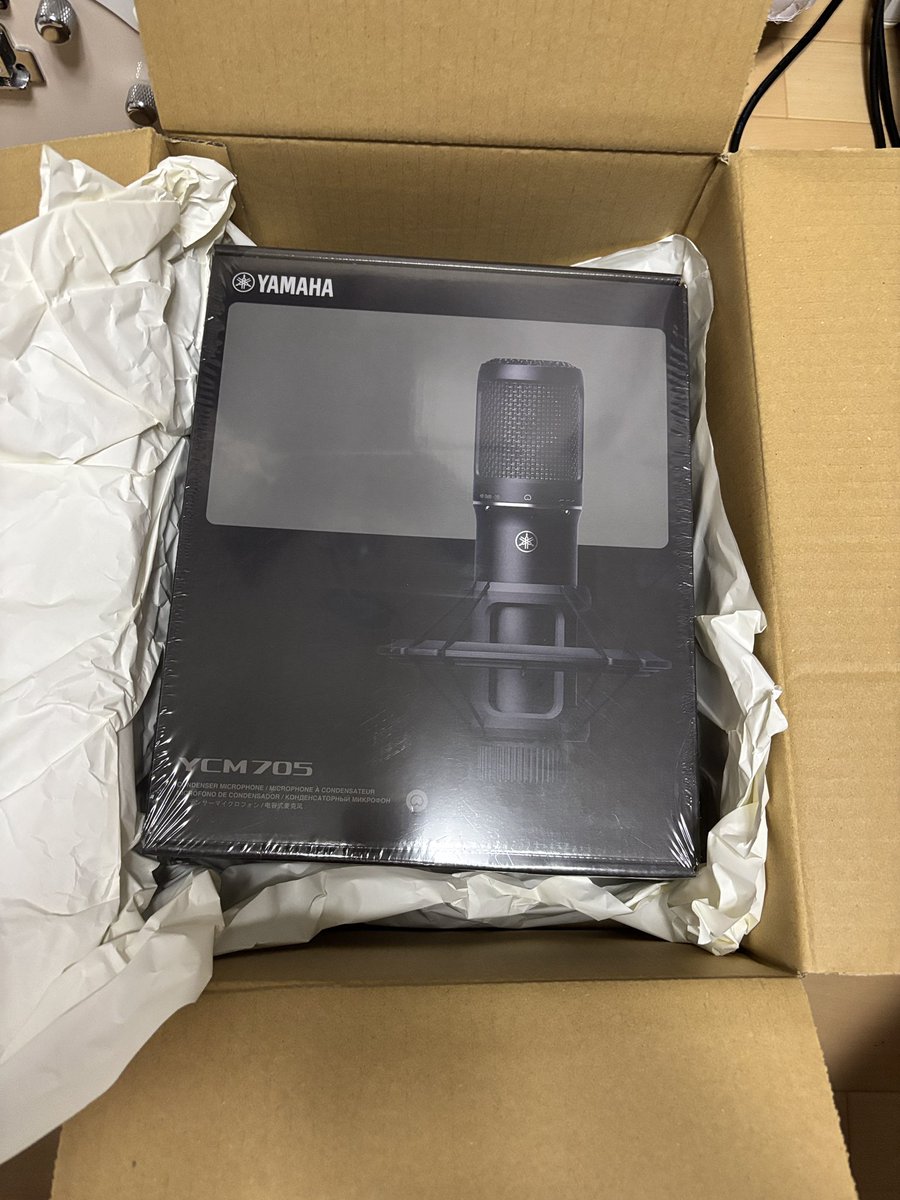 yuchi102_x's tweet photo. コンデンサーマイクを新しくしました！
開封の儀！！

#mynewgear #YAMAHA #YCM705 https://t.co/s0fbfys3S4