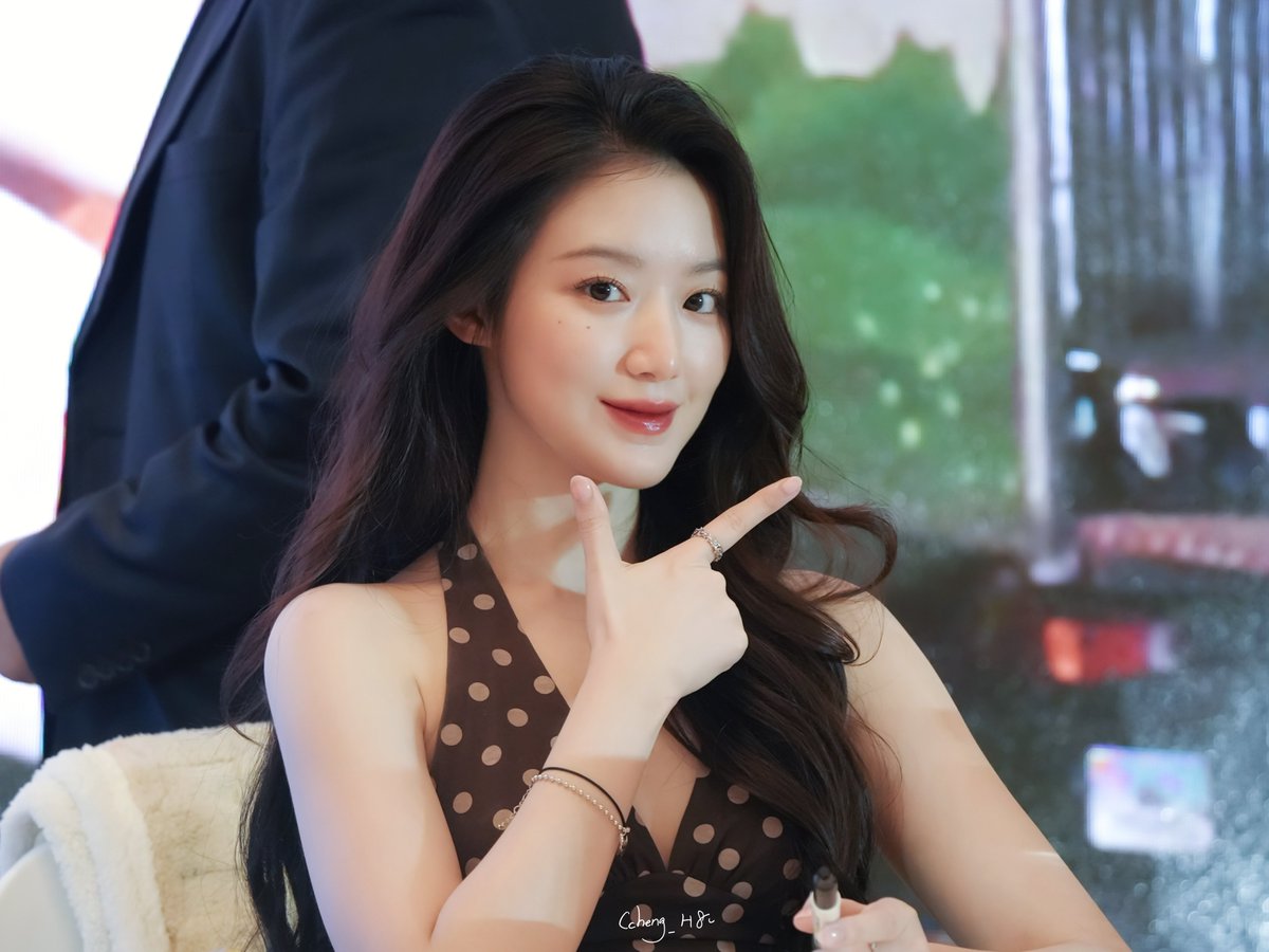 Ccheng_H8's tweet image. 250715
여신🤤
#슈화 #SHUHUA #舒華
 #아이들 #idle