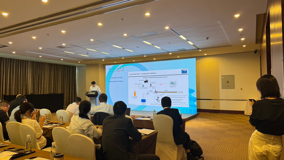 sotowalab_kyoto's tweet image. Mr. Leung (D2) just presented his work on segmented flow control in microchannels at the 12th World Congress of Chemical Engineering (WCCE) &amp;amp; 21st Asian Pacific Confederation of Chemical Engineering Congress (APCChE) in Beijing, China

#WCEC #apcche #chemicalengineering