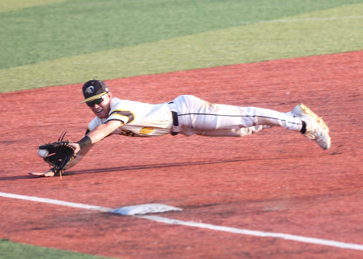 Reese Strickland (@reesestrickland) on Twitter photo <a href="/BaseballSEP/">SEP Baseball</a> rolls past <a href="/LHSrails/">Lincoln High School</a> with a 13-2 win, thanks to clutch defense from <a href="/KentRyker/">Ryker Kent</a> and a powerful performance at the plate by <a href="/HoldenHansen7/">Holden Hansen</a>.
📸©Reese Strickland <a href="/BaseballSEP/">SEP Baseball</a> rolls past <a href="/LHSrails/">Lincoln High School</a> with a 13-2 win, thanks to clutch defense from <a href="/KentRyker/">Ryker Kent</a> and a powerful performance at the plate by <a href="/HoldenHansen7/">Holden Hansen</a>.
📸©Reese Strickland