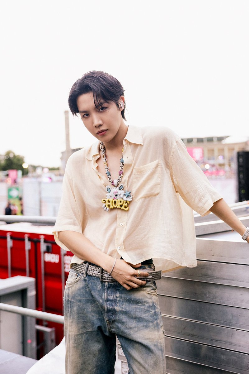 j-hope Indonesia 🇮🇩 (@jhope_indonesia) on Twitter photo 🗳️ RT & REPLY TO VOTE
Harus follow <a href="/secawards/">SEC Awards</a>
I vote #SweetDreams for #FeatInternacionaldoAno at the #SECAwards 🗳️ RT & REPLY TO VOTE
Harus follow <a href="/secawards/">SEC Awards</a>
I vote #SweetDreams for #FeatInternacionaldoAno at the #SECAwards