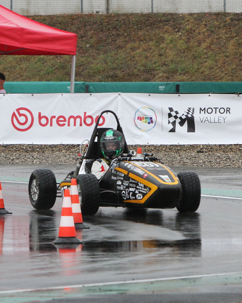 FormulaSAEItaly's tweet photo. 🚀 @BremboBrakes sets the pace in performance, design & smart tech.
From top racing circuits to tomorrow’s roads, they’re redefining braking with innovation & sustainability.
Proud to have them as sponsor of #FSAEItaly25! 🏁
👉 https://t.co/csS6Gg2gzR
#Brembo #SmartBraking https://t.co/XLMYPZurrS