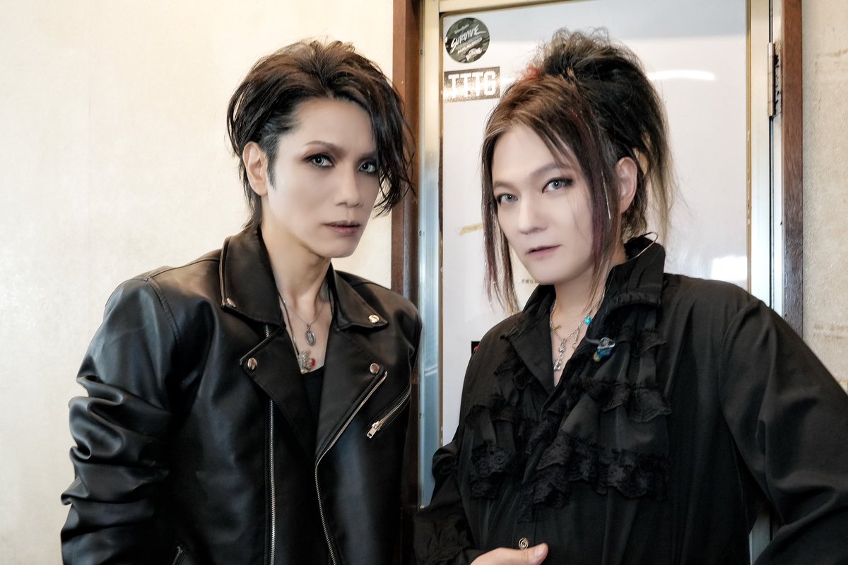 rhedo_shigure's tweet image. いよいよ3日後!!
7月18日(金)LINE CUBE SHIBUYA(渋谷公会堂) #KAMIJO LIVE TOUR 2025 -MASTERPIECE- GRAND FINAL
名古屋公演で #YUKI さんと撮っていただきました📸
GRAND FINAL特設サイトはこちら!
kamijo.club/tour?no=mef13n…