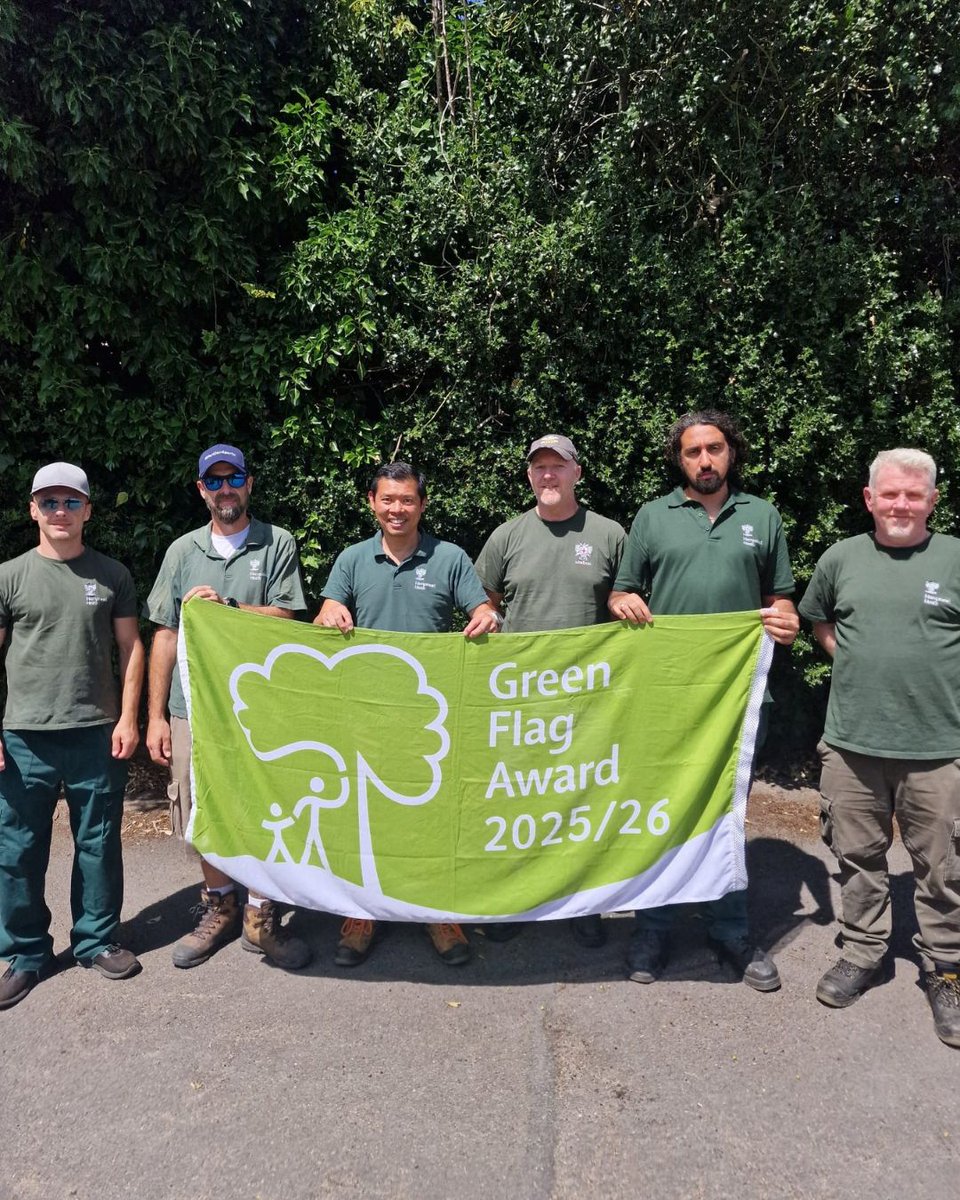 CityCorpHeath's tweet image. 🏆 Hampstead Heath has won a Green Flag Award! 🌳💚

We’re proud to be recognised as one of the UK’s best green spaces — thanks to our amazing team, volunteers &amp;amp; community! 👏

Come enjoy this iconic, award-winning space 🌿☀️

#HampsteadHeath #GreenFlagAward