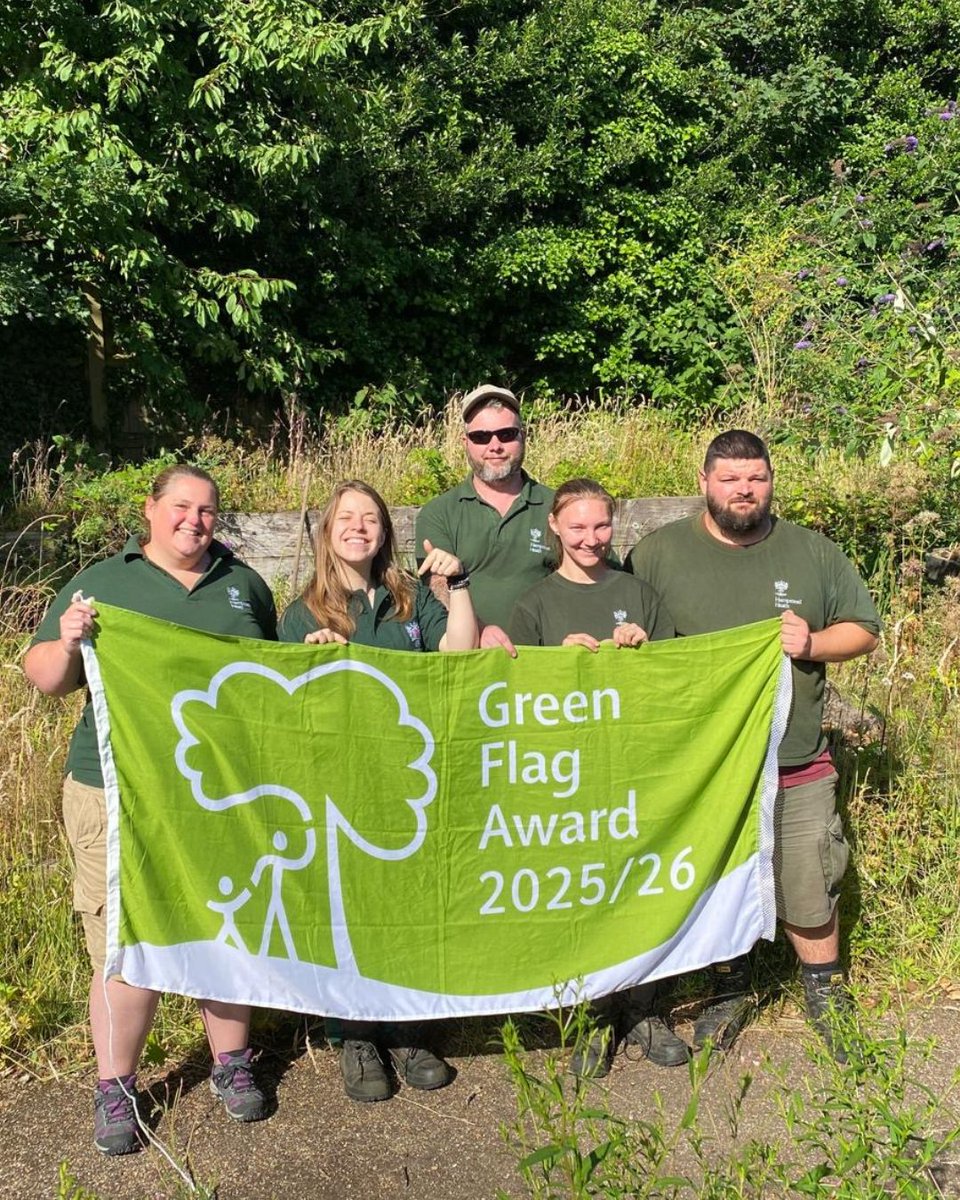 CityCorpHeath's tweet image. 🏆 Hampstead Heath has won a Green Flag Award! 🌳💚

We’re proud to be recognised as one of the UK’s best green spaces — thanks to our amazing team, volunteers &amp;amp; community! 👏

Come enjoy this iconic, award-winning space 🌿☀️

#HampsteadHeath #GreenFlagAward