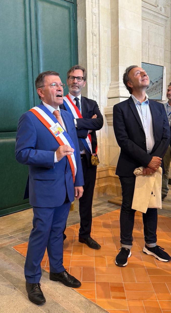Emmanuel Capus (@emmanuelcapus) on Twitter photo Inauguration de la Maison du Citoyen Connecté à <a href="/baugeenanjou/">Baugé-en-Anjou</a> aux côtés du Maire <a href="/chalopinbauge/">Philippe Chalopin</a> et en présence de <a href="/bernstephane/">Stéphane Bern</a>
Un projet ambitieux de rénovation et préservation de l’ancien tribunal qui rapproche services publics et citoyens
Une réussite pour notre territoire ! Inauguration de la Maison du Citoyen Connecté à <a href="/baugeenanjou/">Baugé-en-Anjou</a> aux côtés du Maire <a href="/chalopinbauge/">Philippe Chalopin</a> et en présence de <a href="/bernstephane/">Stéphane Bern</a>
Un projet ambitieux de rénovation et préservation de l’ancien tribunal qui rapproche services publics et citoyens
Une réussite pour notre territoire !