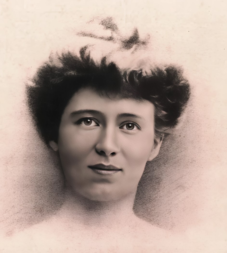 15 juillet 1880 : naissance de Louise de Bettignies, #résistante et agent de #renseignement.  
Elle sauva plus d'un millier d'hommes portée par son #patriotisme et sa foi #chrétienne. 
Elle est morte en détention le 27 sept 1918. 
theatrum-belli.com/chronicorum-be…