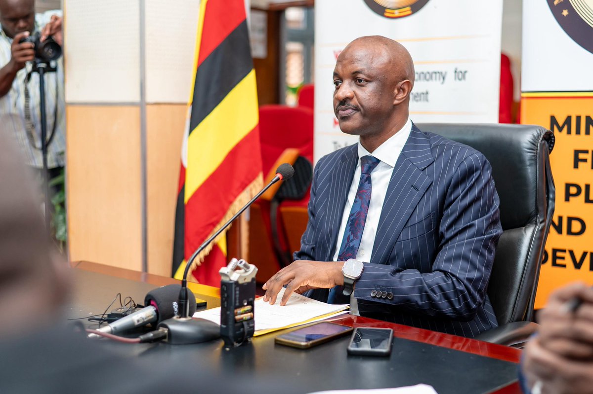 PRESS BRIEFING ON QUARTER 1 FY2025/2026 BUDGET RELEASES

Uganda's economy remains resilient despite the trade and international instability 

➡️Growth is driven by PDM, rising investment, exports &amp; household spending.

➡️Inflation stayed low at 3.9% in June 2025. Uganda Shilling