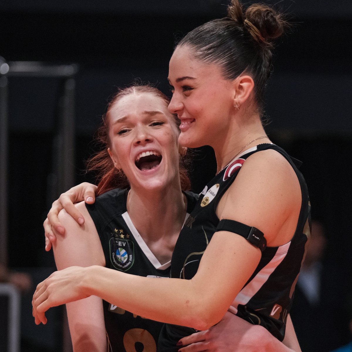 🟡⚫️ VakıfBank’ın CEV Şampiyonlar Ligi’ndeki rakipleri belli oldu!

 A Grubu

🇮🇹 Scandicci
🇷🇴 Alba Blaj
⚫️ Elemeden gelecek takım