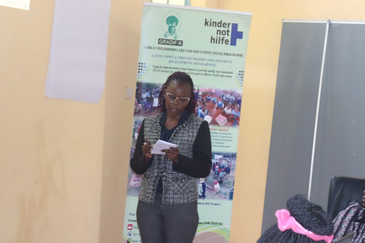 Gradif_kenya's tweet image. Climate change continues to threaten the rights and wellbeing of children  fromChild Protection,Nutritious food , health &amp;amp;education. In Mbeere North, GRADIF-K is working with community structure  to build knowledge on climate change and strengthen local adaptation practices.