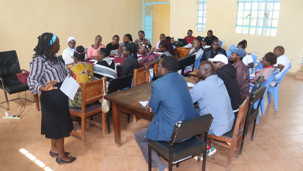 Gradif_kenya's tweet image. Climate change continues to threaten the rights and wellbeing of children  fromChild Protection,Nutritious food , health &amp;amp;education. In Mbeere North, GRADIF-K is working with community structure  to build knowledge on climate change and strengthen local adaptation practices.