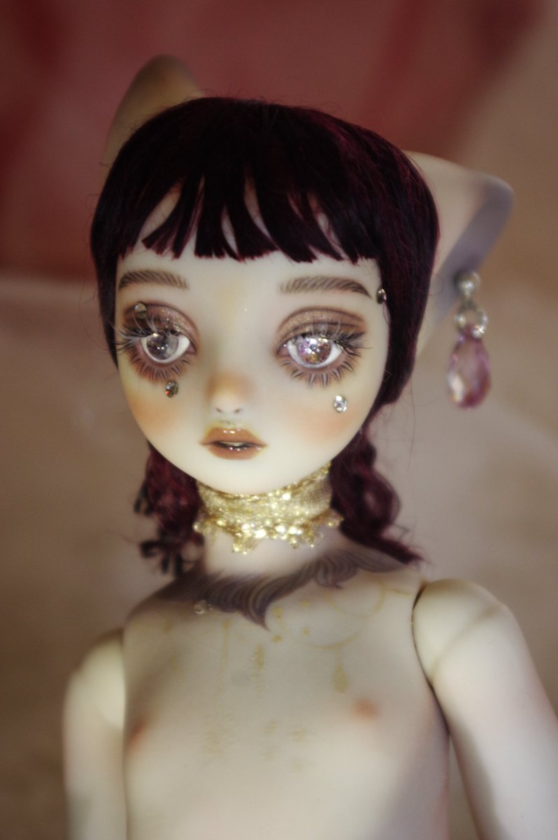 『 bunny clown ほろよい 』 
ビスク  

作りました！ 
7/17-8/4　大阪、珈琲舎・書肆アラビク様<a href="/Arabiq_allstars/">アラビク 広報</a>にて開催の 「人形がたり6-美に耽る-」に出品します。
#bunny_clown