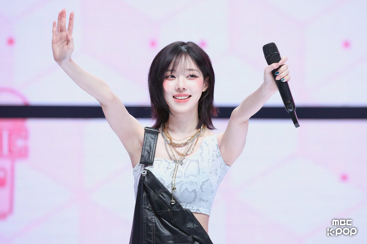 250712 aespa 'Dirty Work' Music Core photos #WINTER #aespa