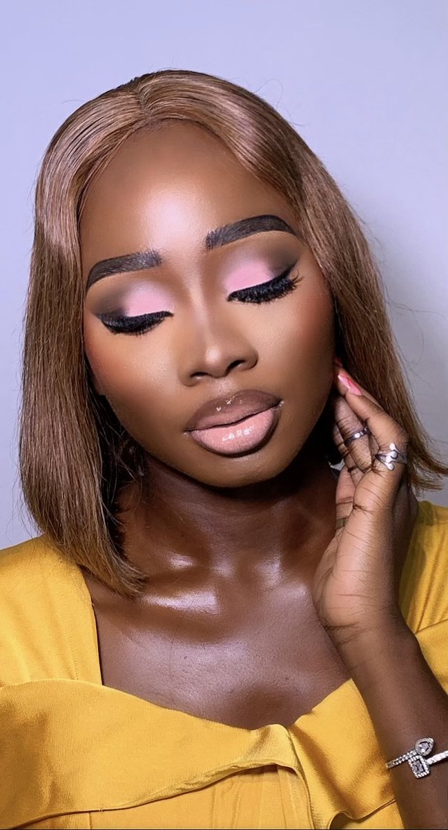 Today is about joy — loud, quiet, soft, and overwhelming.
No long talk.  It’s my birthday! 💃🏽
So, say a prayer or two for me.  Write me cute messages. Send me all your love!
Cos today is all about me🤭🤗🎂🎉🎊🥳🥂
Happy birthday, Yemi❤️
#July15baby
