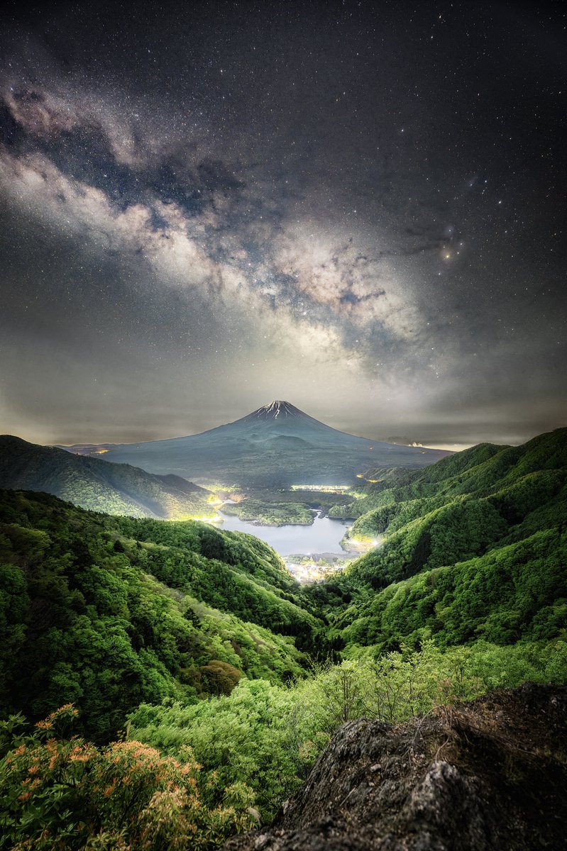 ds_photoart's tweet image. #これでフォロワーさんが増えました

富士山と天の川を同時に堪能できる最高のロケーション

#tokyocameraclub