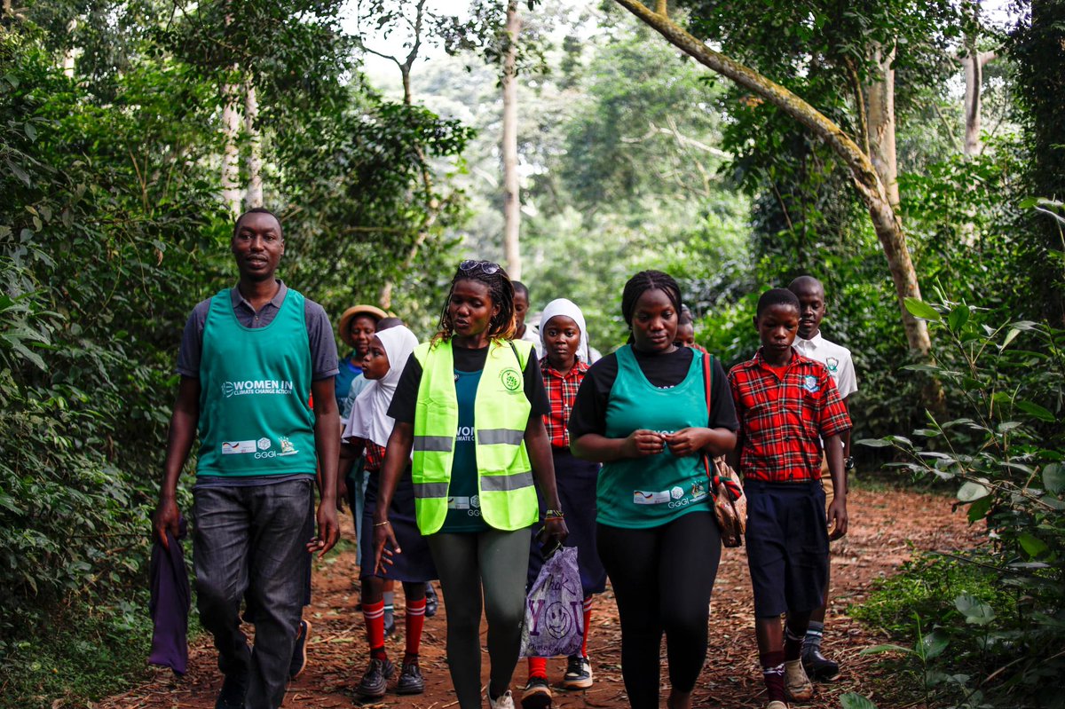 Front_Aid_'s tweet photo. 🌍✨ Front Aid Foundation joins the Africa Climate Justice Caravan 2025 🚶‍♀️🚶‍♂️🌱

We proudly took part in the 10KM WICC Walk with our young climate champions and partners to raise our voices for climate justice in Africa! 🌿🔥

Together, we walk for a cleaner, greener. https://t.co/ii9nowIAGv