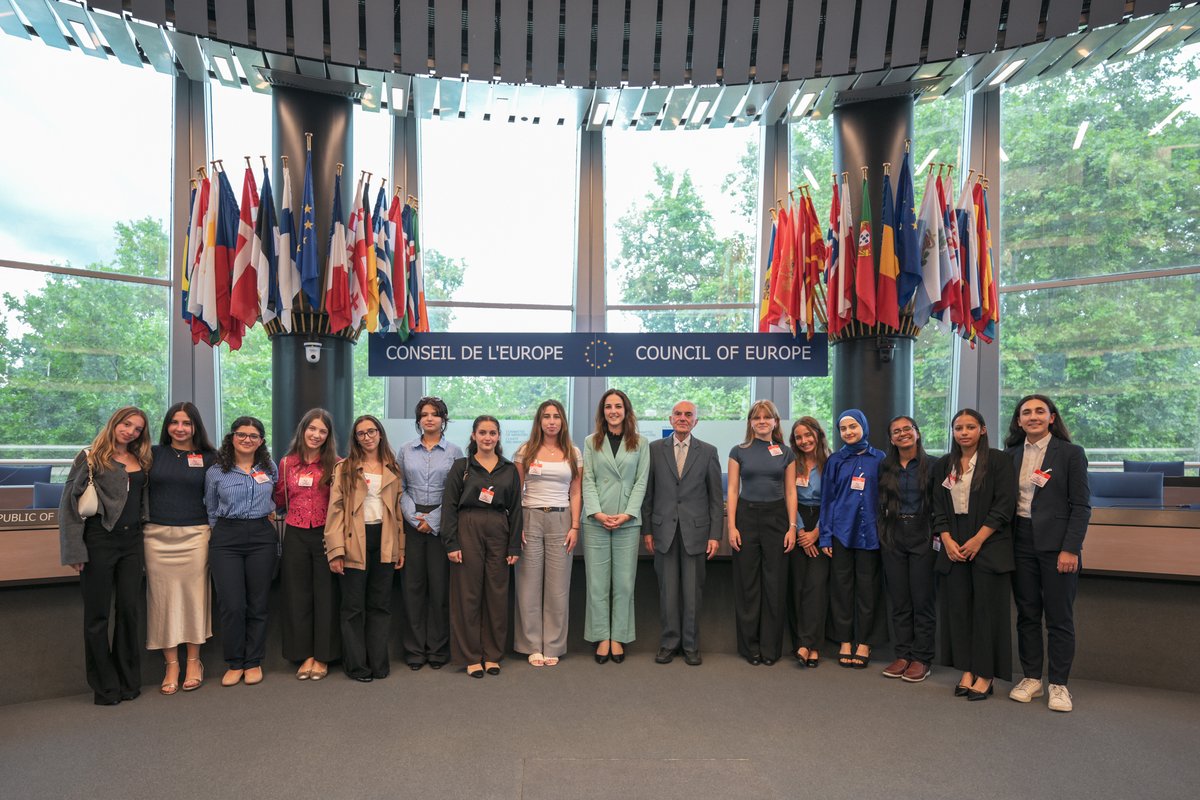MaltaCoE's tweet image. Last week we welcomed 🇲🇹 @NSTF Mini-European Assembly winners to the @CoE 🇪🇺!
Amb. @FrancescaCV_MT held an engaging 💬 discussion with the students on the work, functions & responsibilities of the Committee of Ministers - the decision-making body of the Council of Europe.
