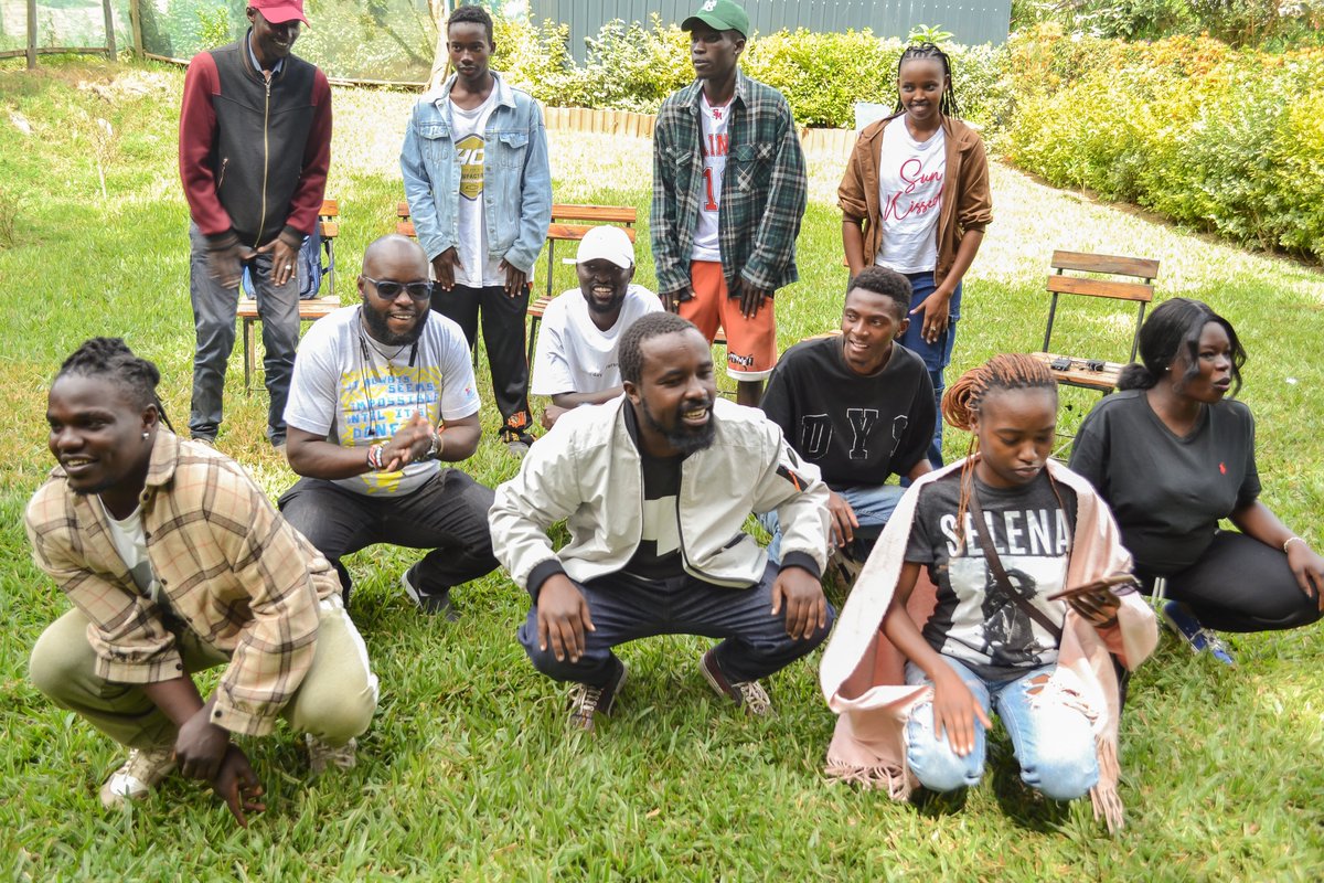 Pathways Policy Institute (PPI) (@publicpathways) on Twitter photo Recently, PPI and <a href="/TribelessYouth/">#UsaniiUwaziNaUwajibikaji</a> met with young people for a bold dialogue on the issues they are facing: police brutality, mental health, GBV, corruption & more. We spoke #truth, shared possible solutions & committed to act. This is just the beginning.
#YouthDialogue Recently, PPI and <a href="/TribelessYouth/">#UsaniiUwaziNaUwajibikaji</a> met with young people for a bold dialogue on the issues they are facing: police brutality, mental health, GBV, corruption & more. We spoke #truth, shared possible solutions & committed to act. This is just the beginning.
#YouthDialogue