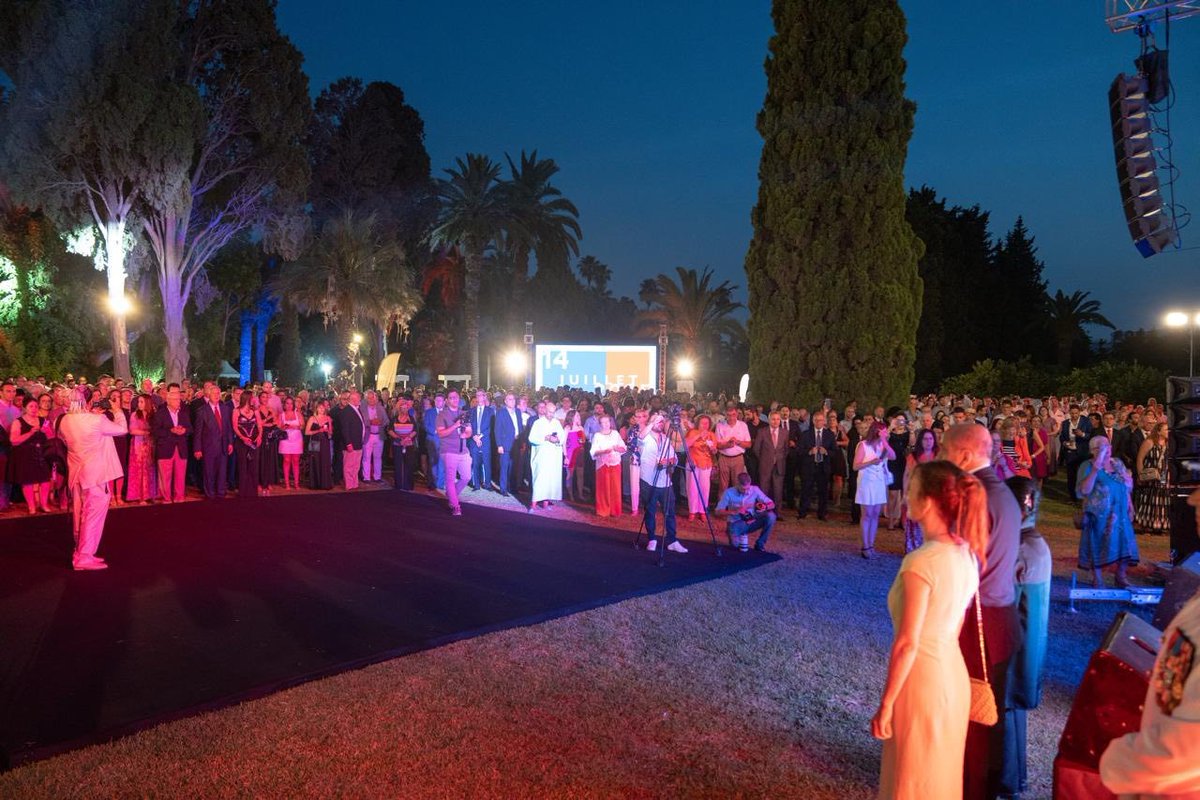 Tunisian MFA Mohamed Ali Nafti (@mohamedalinafti) on Twitter photo J’ai eu l'honneur de participer à la réception organisée par l’Ambassadrice de 🇫🇷 <a href="/anngueguen/">Anne Guéguen</a> <a href="/FranceTn/">La France en Tunisie 🇫🇷🇪🇺</a> à l’occasion de la Fête Nationale française #14Juillet . Un moment riche pour célébrer l’amitié 🇹🇳-🇫🇷, ancrée dans l’histoire et renforcée par une coopération solide. J’ai eu l'honneur de participer à la réception organisée par l’Ambassadrice de 🇫🇷 <a href="/anngueguen/">Anne Guéguen</a> <a href="/FranceTn/">La France en Tunisie 🇫🇷🇪🇺</a> à l’occasion de la Fête Nationale française #14Juillet . Un moment riche pour célébrer l’amitié 🇹🇳-🇫🇷, ancrée dans l’histoire et renforcée par une coopération solide.