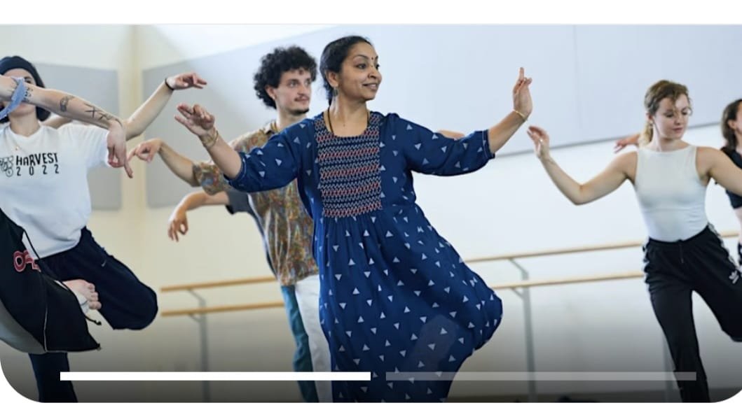 devika rao (@devikaraodance) on Twitter photo Rhythms of India- Daily sessions in movement, rhythm, tabla and self-care practices rooted in Indian traditions. Open to all levels, book via
<a href="/eventbrite/">Eventbrite</a>
#danceWorkshop #LeedsEventa # 14 - 18 July eventbrite.co.uk/e/rhythms-of-i… Rhythms of India- Daily sessions in movement, rhythm, tabla and self-care practices rooted in Indian traditions. Open to all levels, book via
<a href="/eventbrite/">Eventbrite</a>
#danceWorkshop #LeedsEventa # 14 - 18 July eventbrite.co.uk/e/rhythms-of-i…