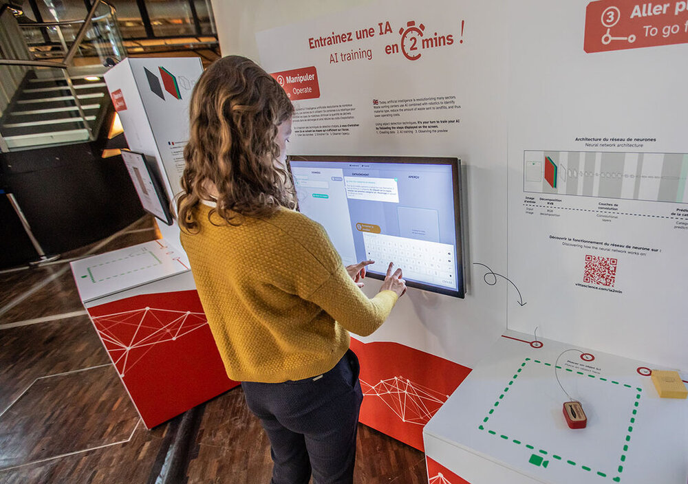 Vittascience (@vittascience) on Twitter photo 🎉 Notre exposition est de retour à la <a href="/citedessciences/">Cité des sciences et de l'industrie</a> !
Depuis le 5 juillet, retrouvez « Entraîner une IA en 2 minutes » au Carrefour numérique² : une installation interactive pour comprendre les bases de l’intelligence artificielle en un clin d’œil, en jouant avec la 🎉 Notre exposition est de retour à la <a href="/citedessciences/">Cité des sciences et de l'industrie</a> !
Depuis le 5 juillet, retrouvez « Entraîner une IA en 2 minutes » au Carrefour numérique² : une installation interactive pour comprendre les bases de l’intelligence artificielle en un clin d’œil, en jouant avec la