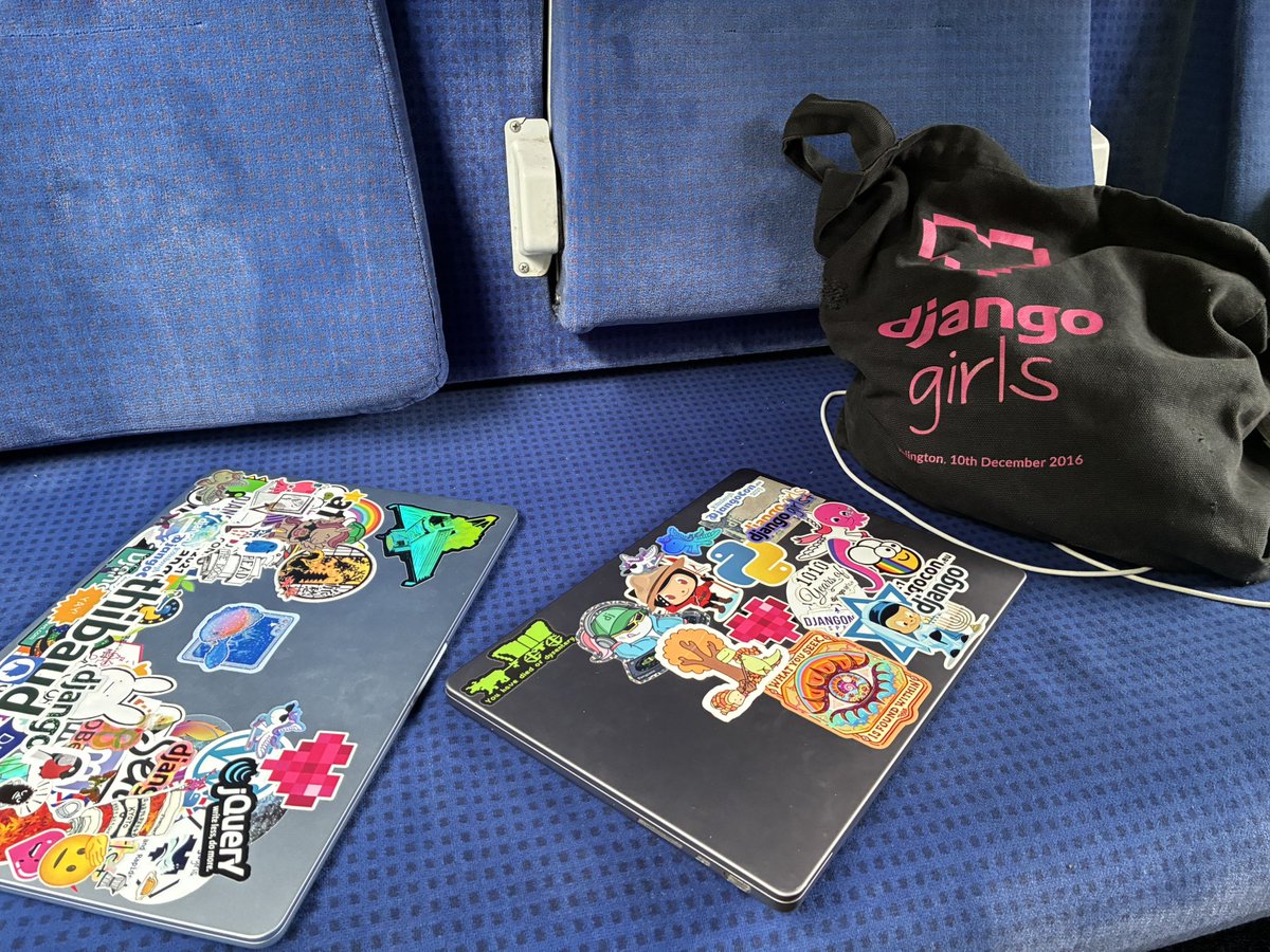 thibaud_colas's tweet image. Django people spotted 👀 #europython