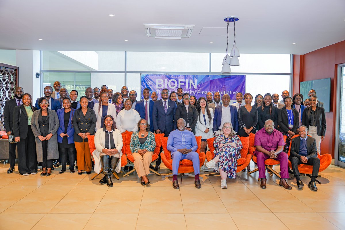 📢 Day 1 of Zambia’s Green Bond Capacity Building Workshop is on!

Led by #BIOFINZambia &amp; partners, the session dives into the full green bond cycle—structure, reporting &amp; more—with key input from SEC &amp; LuSE.

Green finance is gaining ground in 🇿🇲! 🌱

#GreenBonds