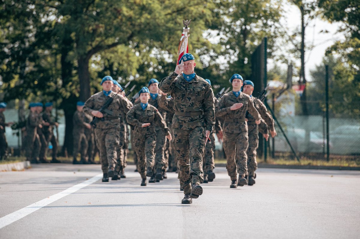 DGeneralneRSZ's tweet image. Rozpoczął się II turnus projektu WAKACJE Z WOJSKIEM 🫡🫡🫡
Okazja, by spędzić lato aktywnie, poznając tajniki wojskowego życia! Przez 27 dni uczestnicy będą szkolić się z podstawowych umiejętności wojskowego rzemiosła, rozwijać sprawność fizyczną i przeżywać niezapomnianą…