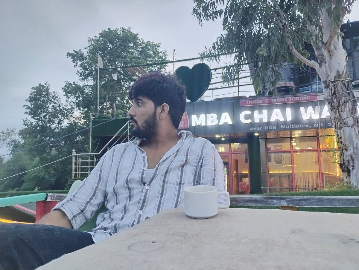 Jio hotstar gya tel leke aa jao chai/coffee pite hain baith kr.....

#JioHotstar2025Leaked