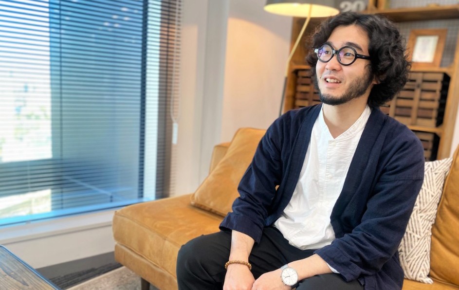 ダーツライブサービスの「顔」をつくる、デザイン部。美大出身のデザイナーが一度退職した後に、再びダーツライブに再入社した理由とは。そこには、メーカーだからこそ生まれる仕事の充実がありました。

📍「出戻り社員」の本音。転職して見つけた仕事観と面白さ⇒dartslive.co.jp/shine/20211022/