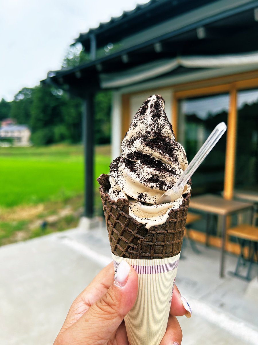 mayahime_0221's tweet photo. 泉スマートETC近くにある☝️
『FRIGOLES』
𝐂𝐨𝐟𝐟𝐞𝐞&𝐁𝐫𝐞𝐚𝐝
にて😋
⭐️コーヒーソフトクリーム🍦
#FRIGOLES https://t.co/xkWvuDNFCF
