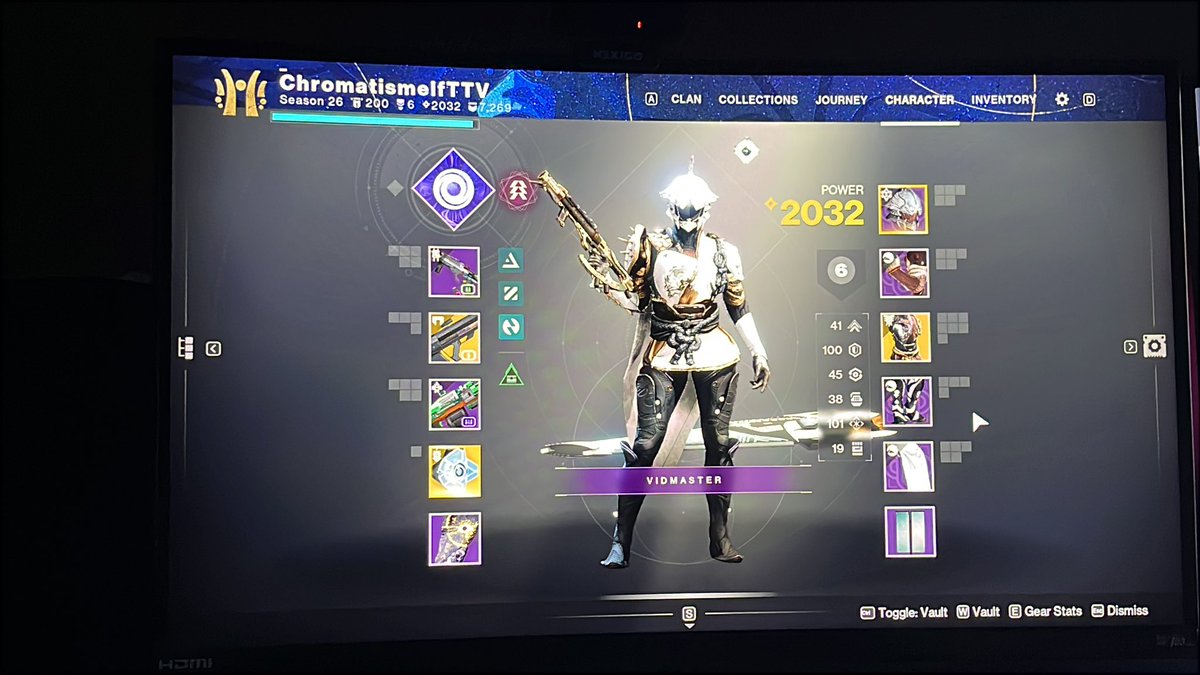 ChromatismelfVT's tweet photo. @BungieLove Da drip of my warlock hunter and titan https://t.co/jPVJGCFqoS