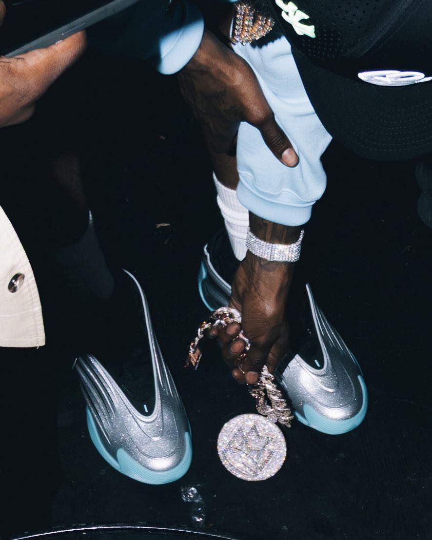 nicekicks's tweet image. Might be the hardest sneaker photo of 2025 🥶💎