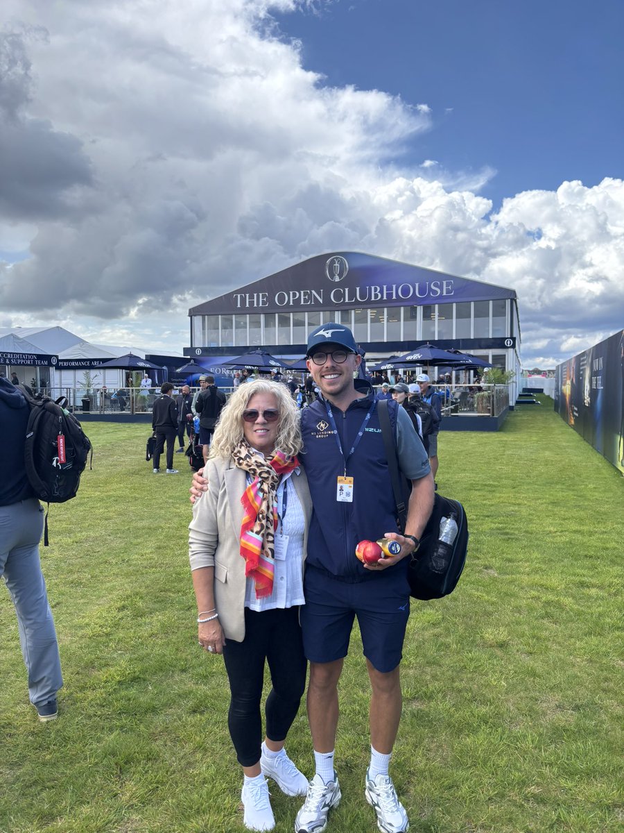 Jane Lythe ⛳️🏀🌹 tweet media