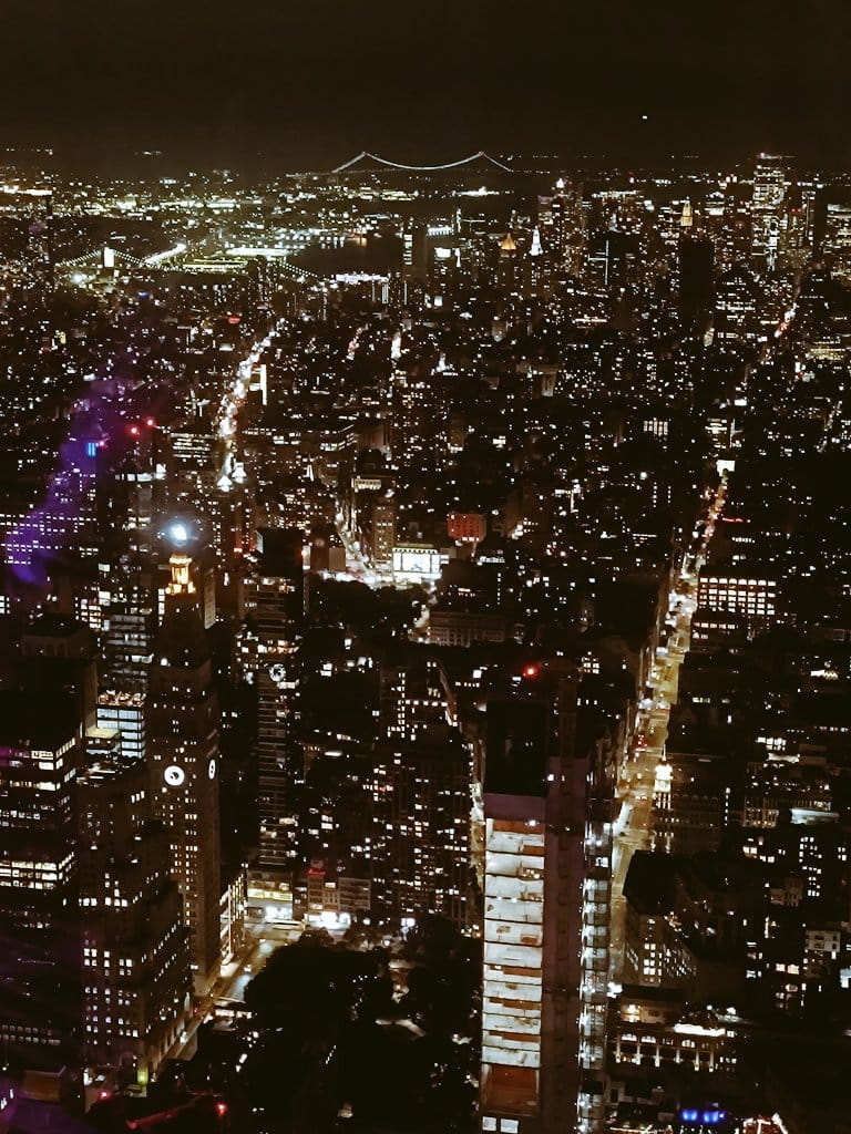 TadeJanda's tweet image. Přesně před rokem jsem zjistil, že k mým mnohočetným fobiím patří i strach z výšek. 🇺🇸