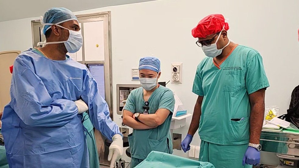 Jia-Lun Kwok (@jl_kwok) on Twitter photo Great pleasure to have South Asian colleagues to a 2-day visit for p-Tm:YAG #thulio cases with <a href="/ThiruchelvamJ/">Jegathesan Thiruchelvam</a> <a href="/Shkohsg/">Soon Hock Koh</a>
Wonderful discussion on FANS/PCNL/ECIRS/enucleation/automated irrigation+suction 👍
A big 🙏 to our team for the support!
<a href="/PEARLSendouro/">PEARLS</a> <a href="/asiaendouro/">AUSET</a> <a href="/so_uro/">UroSoMe</a> Great pleasure to have South Asian colleagues to a 2-day visit for p-Tm:YAG #thulio cases with <a href="/ThiruchelvamJ/">Jegathesan Thiruchelvam</a> <a href="/Shkohsg/">Soon Hock Koh</a>
Wonderful discussion on FANS/PCNL/ECIRS/enucleation/automated irrigation+suction 👍
A big 🙏 to our team for the support!
<a href="/PEARLSendouro/">PEARLS</a> <a href="/asiaendouro/">AUSET</a> <a href="/so_uro/">UroSoMe</a>