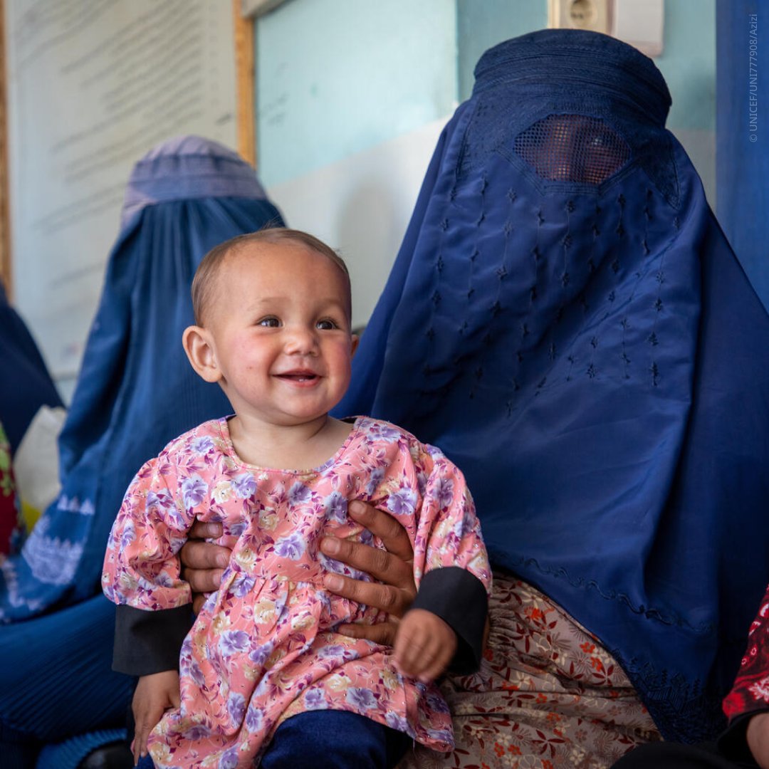 UNICEFROSA's tweet image. Good news!
Childhood vaccination levels in South Asia reach an all-time high!
New data by @UNICEF and @WHO shows incredible progress towards protecting children from life-threatening diseases: uni.cf/4nEPBJ4