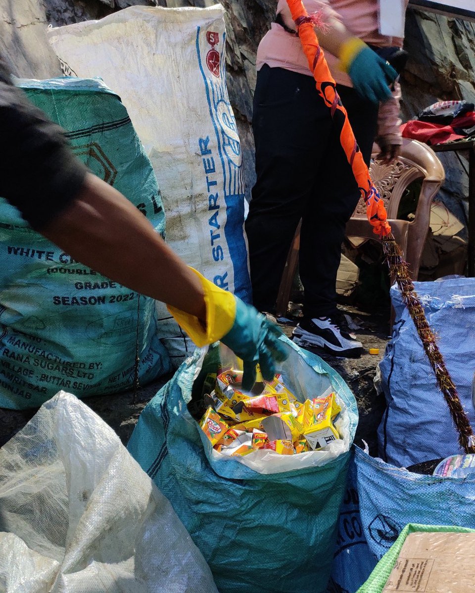 iPradeepSangwan's tweet image. High in the Dhauladhars, even sacred Manimahesh Lake isn’t spared from plastic waste. Last year, we cleared 1,579 bags 8,856 kg of waste. This year, we return from July 15–30, not just to clean, but to care. #Manimahesh needs protectors too👣
Register now – link in bio 🔗