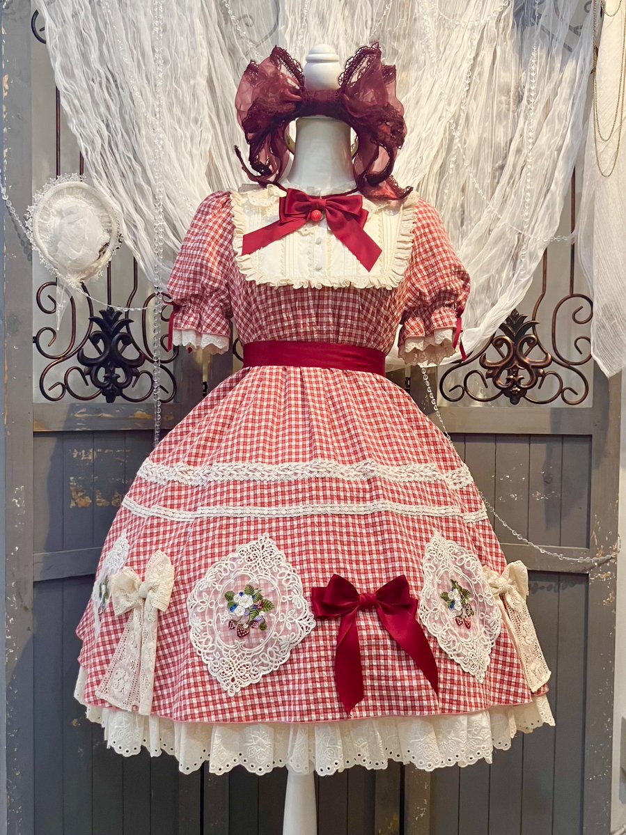 HoshibakoWorks1's tweet image. 【希少商品入荷】
お人形風オーガンジーリボンカチューシャꪆৎ
人気カラーレッドが#星箱原宿店 に1点のみ再入荷❤️
お電話でのお取り置きもOK
皆様のご来店をお待ちしております🎀
原宿店☎️ 070-3244-7582