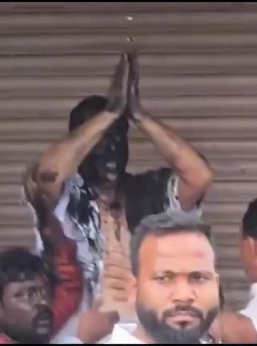 ओळखलं का??

ज्याच्या जीवावर बी ग्रेडी उडतात😂😂