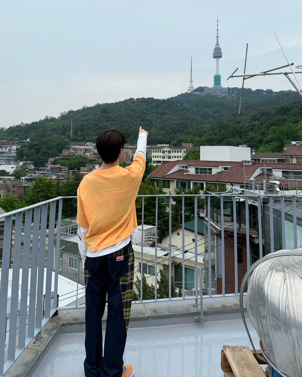 DreamiesPH's tweet image. [OFFICIAL] 250715
nct_dream Instagram Post Update with #JISUNG #JAEMIN #JENO &amp;amp; #MARK 

&apos;👉 Look at&apos;

🔗 instagram.com/p/DMHa0IKxwx3

#NCT #NCTDREAM #지성 #재민 #제노 #마크 @NCTsmtown_DREAM 🍞