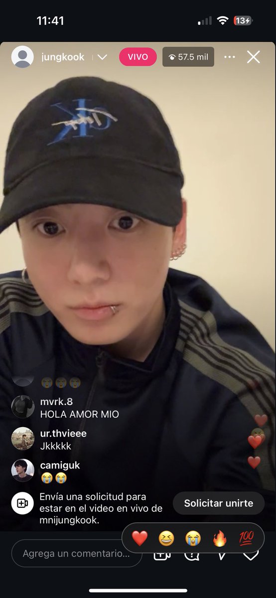Annlea_23's tweet photo. Jungkook ya tiene insta e hizo su primer live 😭😭❤️ https://t.co/qkpoBQ8ITq