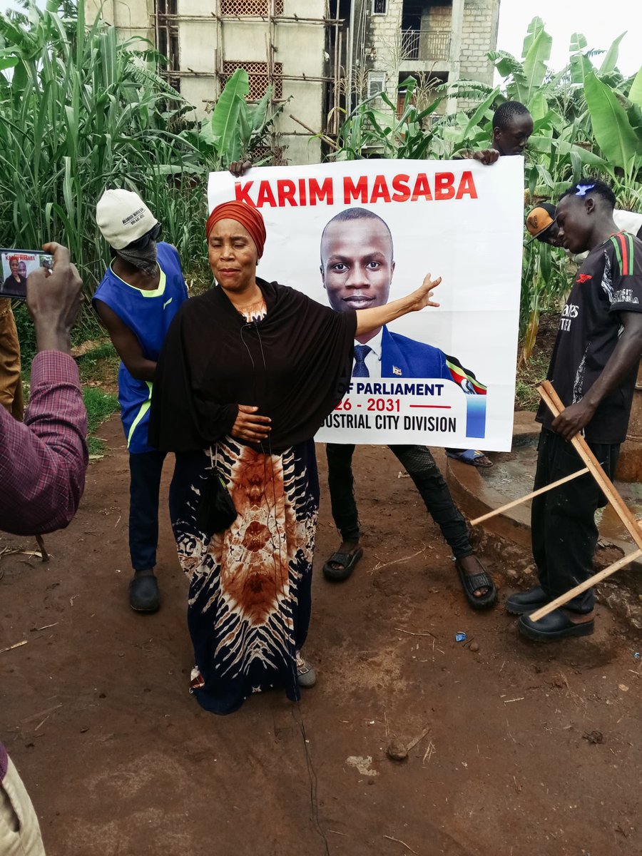Service delivery at it’s finest by hon <a href="/masabakarim/">Karim Masaba</a> who is making sure that his constituency lives free from drainage diseases #VoteKarimMasaba #KarimBonga