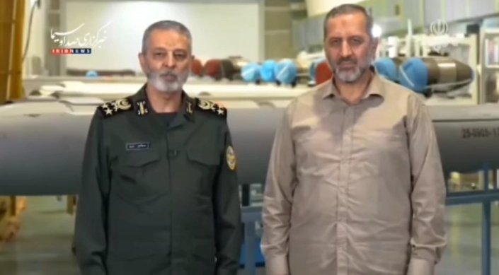 سرلشکر موسوی: 
این شمشیر بران نیروی هوافضا بود که به یاری خدا موفق شد گردن دشمنان را بزند و دستان آنان را قطع کند.
دشمنان اگر دوباره مرتکب خطایی شوند، رزمندگان ما کاملاً آماده‌اند تا پاسخی پشیمان کننده و محکم‌تر از قبل به او بدهند.
#بیچاره_میشوید 
#ایران_استوار