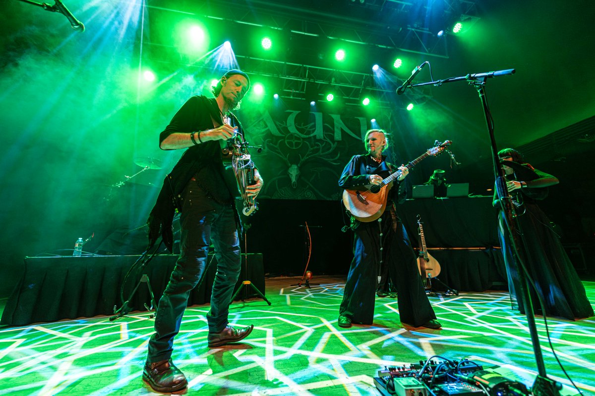HOBSanDiego's tweet image. RECAP! June 23rd
Faun - World Hex Tour
📸: Charlie Cisneros @Deadeye.Charlie on IG
Download the full album here: livemu.sc/3GjLWQk
@FaunOfficial