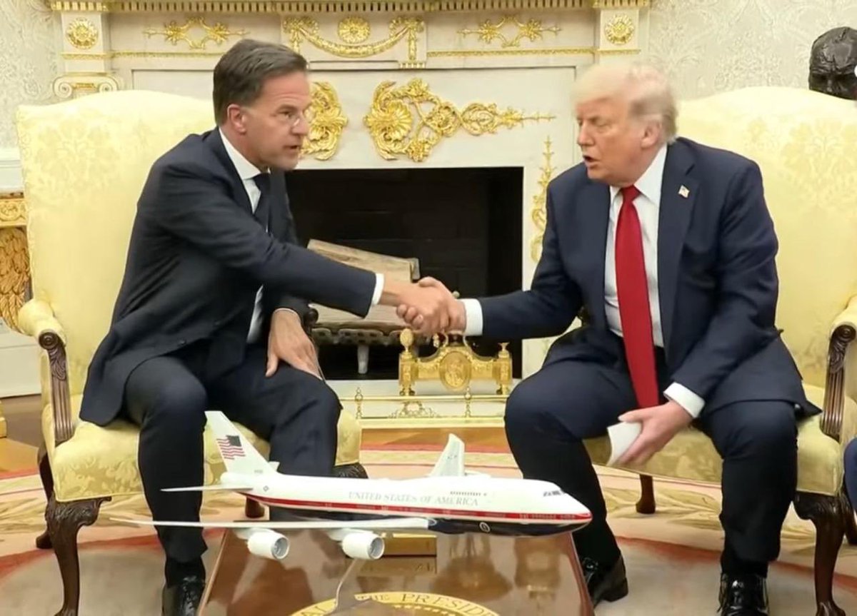 VGroysman's tweet image. 🇺🇸🇺🇦 It is extremely important when the United States make such decisions. The deal announced by President @realDonaldTrump on the supply of American weapons to Europe paves the way for providing Ukraine with everything it needs to resist russian aggression.
@SecGenNATO Mark…